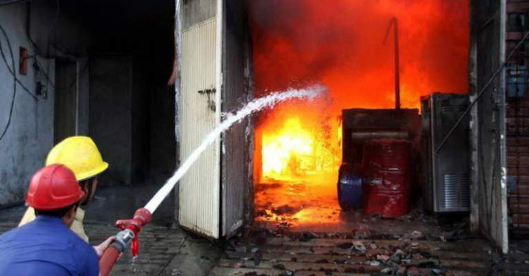 lahore company office fire