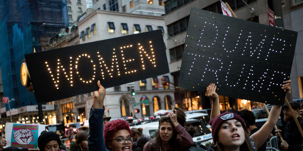 women-trump-march