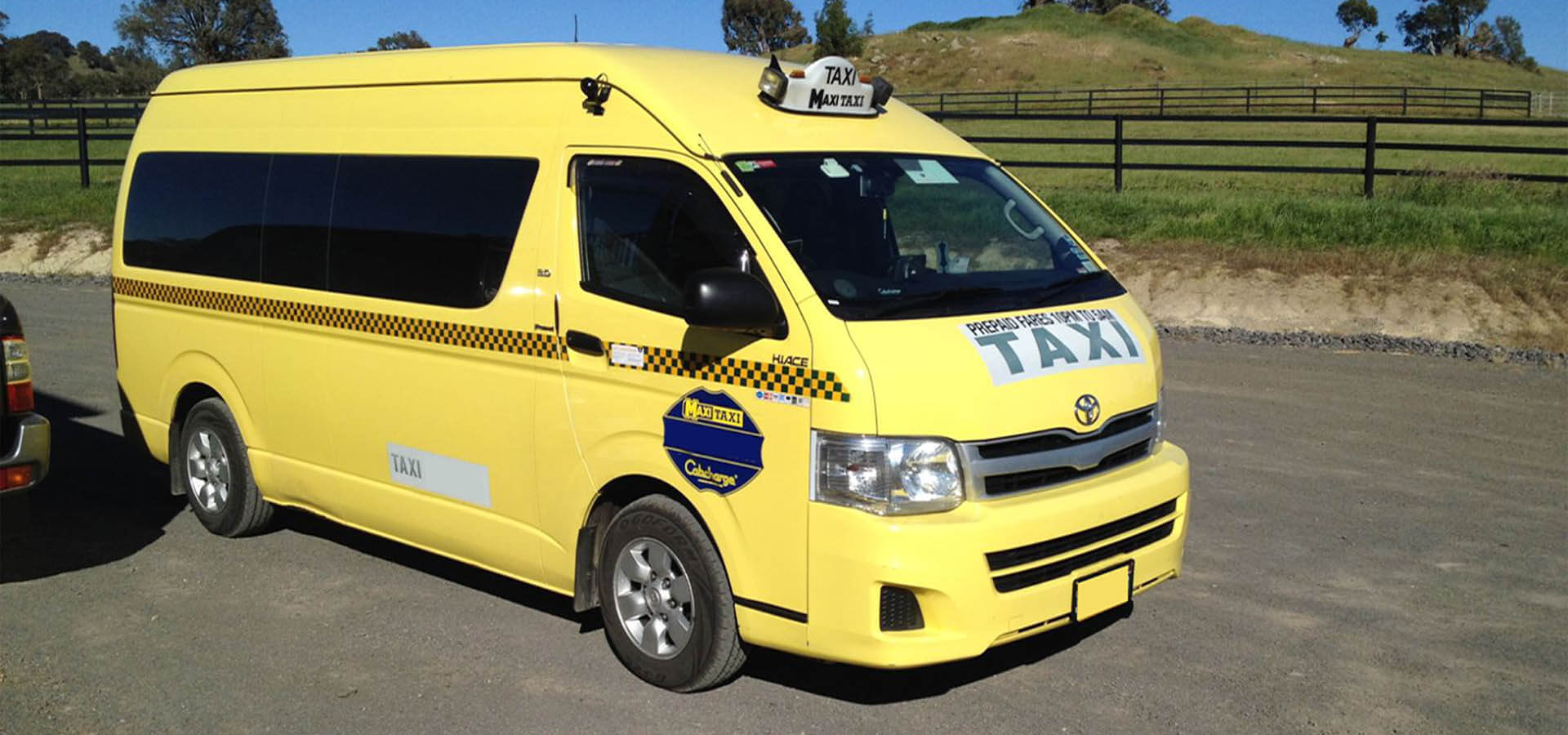 Maxi Taxi Service in Perth